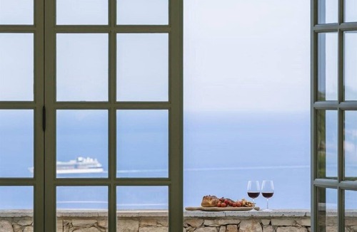 Elation Villa | Louisa - Six Bedroom Villa, Sleeps 12