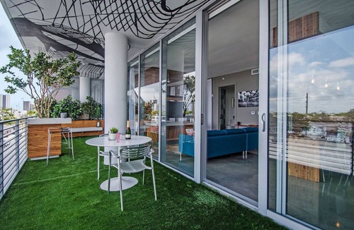 Wynwood Art District Apartment | Love Shack Wynwood Loft