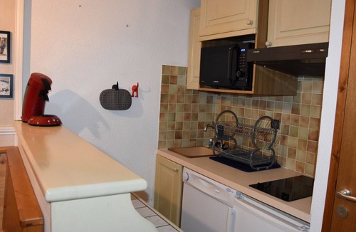Pralognan-la-Vanoise Apartment | Lovely 2-room apartment with terrace and heated pool
