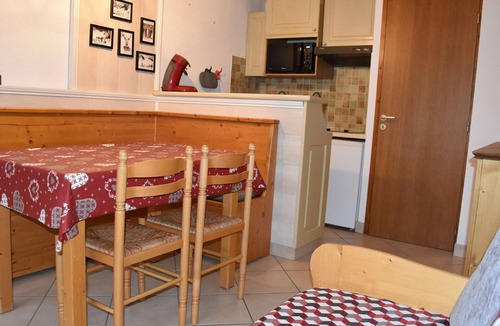 Pralognan-la-Vanoise Apartment | Lovely 2-room apartment with terrace and heated pool