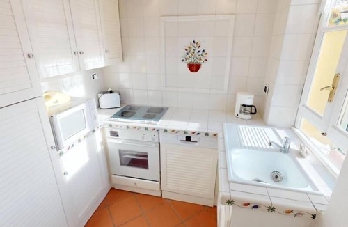 Old Town Apartment | Lovely 2P in Menton with sea view and terrace