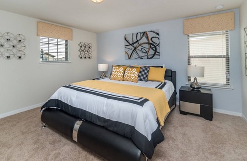 Doral Apartment | Luxurious, Hot Tub, close to everything, Gym, Super Clean, Spotless, nite life