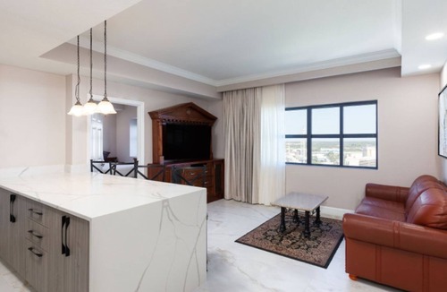 Florida Center Resort | LUXURY 2 Bedroom Condo at Highrise Resort Walking distance to UNIVERSAL