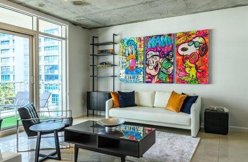 Midtown Apartment | Luxury 2BD Condo in Wynwood with Pool and Parking