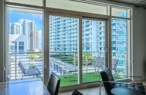 Midtown Apartment | Luxury 2BD Condo in Wynwood with Pool and Parking