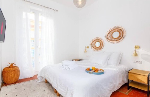 Le Suquet Apartment | Luxury 3 Bd Aptment with Sea view