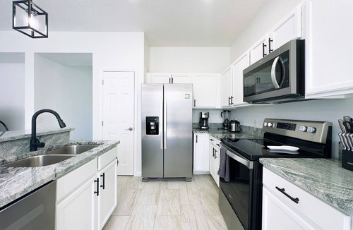 Windwood Bay Villa | Luxury 4Bd Home Near Disney w/Pool (1653 PR)