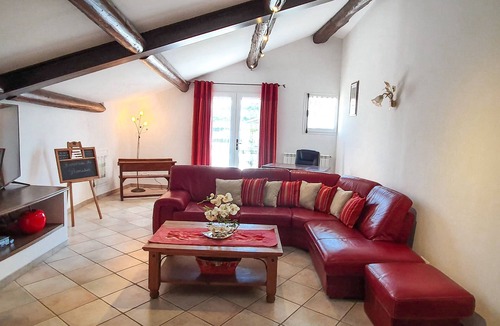 Loriol-du-Comtat House | Luxury amenities - Mas en Provence * Secure, private SWIMMING POOL