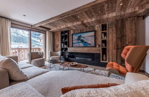 Meribel Centre Apartment | Luxury apartment, 3 bedrooms, fireplace, concierge 5*, ski room, non-smoking