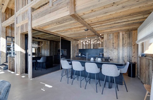 Montvalezan Ski Chalet | Luxury chalet with wellness - 14 pers, sauna, fireplace