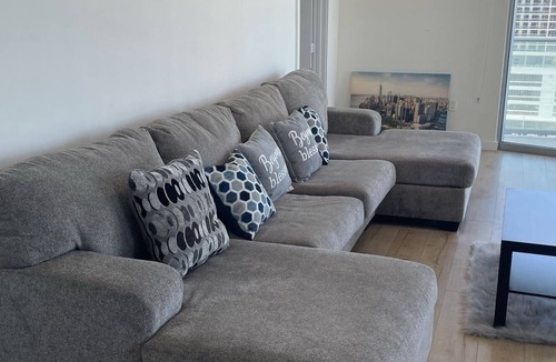 Town Square Condo | Luxury Condo Downtown Miami W/ Wrap Around Balcony