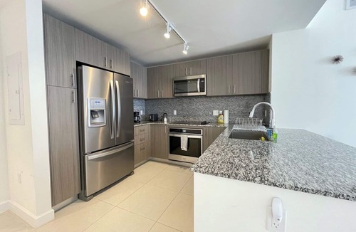 Doral Apartment | Luxury Condo in the heart of Doral, a friendly and safe community. located.