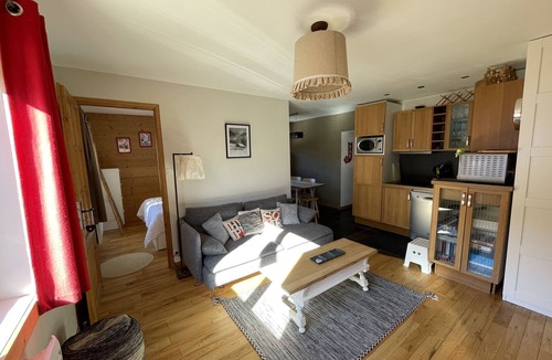 Chantemerle Apartment | Luxury F3 in chalet at the foot of the slope