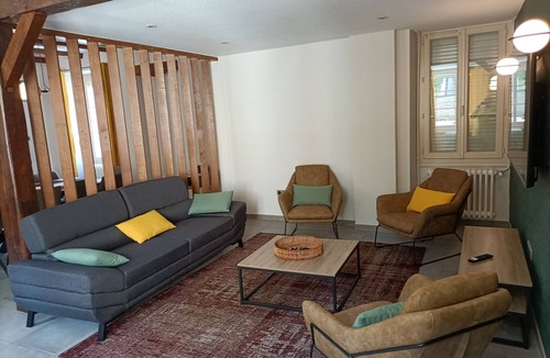Bruere-Allichamps Cottage | Luxury Gîte by Noirlac Abbey with Private Terrace and Modern Amenities