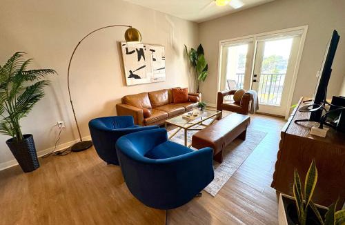 Loughman Apartment | Luxury Living in Davenport