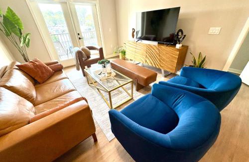 Loughman Apartment | Luxury Living in Davenport