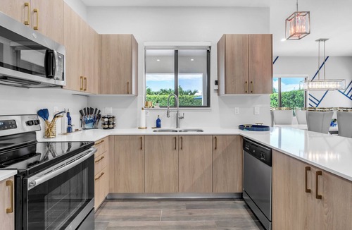 Goulds House | Luxury Miami Stay · Heated Pool · Game Fun · Private Yard