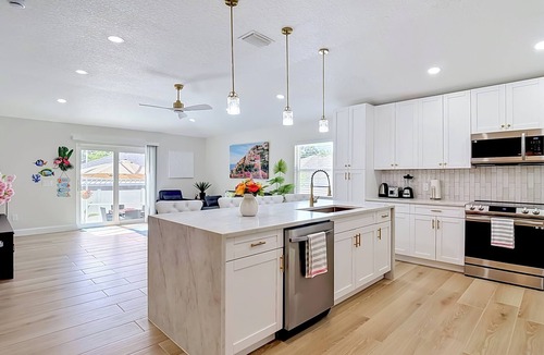 Terrace Park House | Luxury Pool home, 1 mile from Bush Gardens