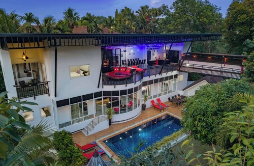 Chalong Villa | Luxury Private pool Villa Nap Dau Perfect for Groups