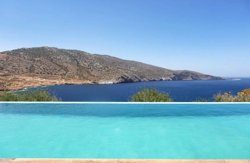 Agia Pelagia House | Luxury Seafront Villa Eros with Private Pool - Rock Bay Villas - Crete, Greece