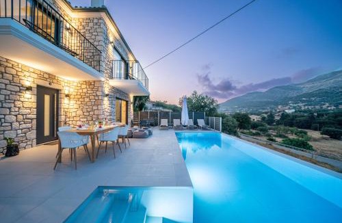 Dhrakata Villa | Luxury Stone Villa Aris, ideally located just a 5-minute walk from restaurants and shops