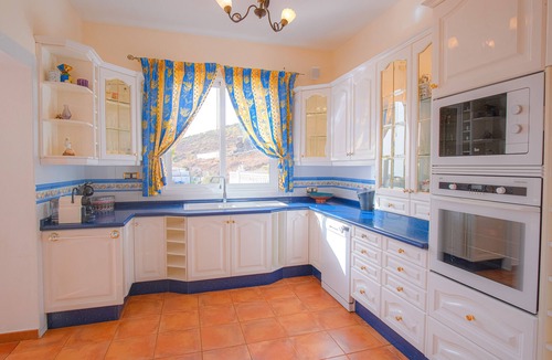Adeje Villa | Luxury Villa Adeje | Heated Pool, Cinema, Gym & Panoramic Sea Views, Privacy