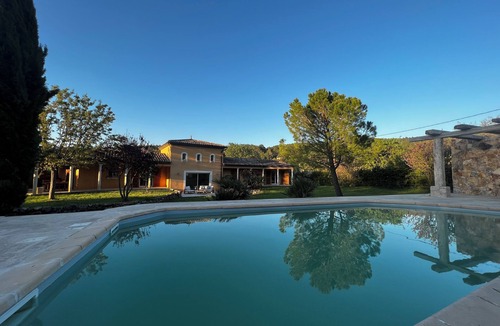 Draguignan Villa | Luxury Villa in Provence - private Pool, Garden, Olives trees- Sleeps 12