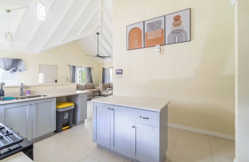 St. Ann's Bay House | "LuxuryCrest: King Bed, BBQ & Backyard Games, Near Ocho Rios"