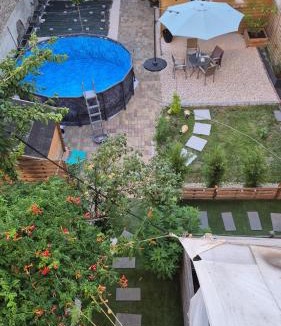 Charpennes - Charmettes Apartment | Lyon piscine et jacuzzi privatifs en extérieur