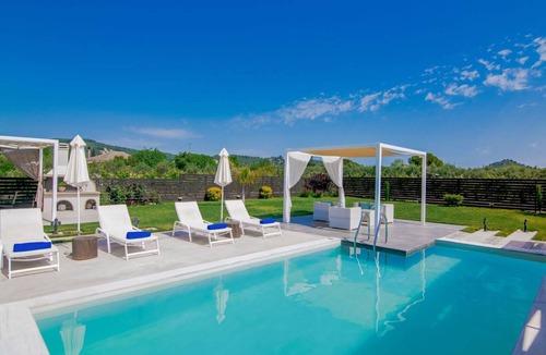 Vanato Villa | Madini Luxury Villa 2.1
