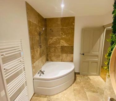 Valence House | Magnifique Maison 9 personnes à Valence