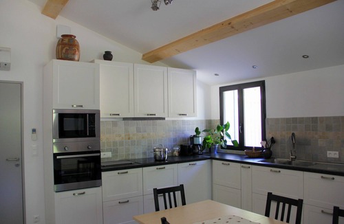 Cadenet House | Maison Avec Piscine et Jardin Clos Dans Domaine Oléicole. Animaux Acceptés !