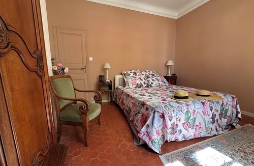 Saint-Chamas House | Maison de Famille du XIX° siècle - Property in Terre de PROVENCE- swimming pool