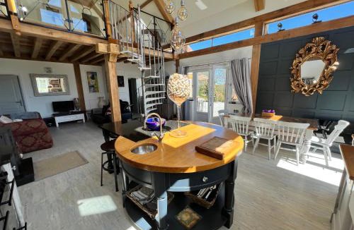 Bessines-sur-Gartempe House | Maison De Lavende