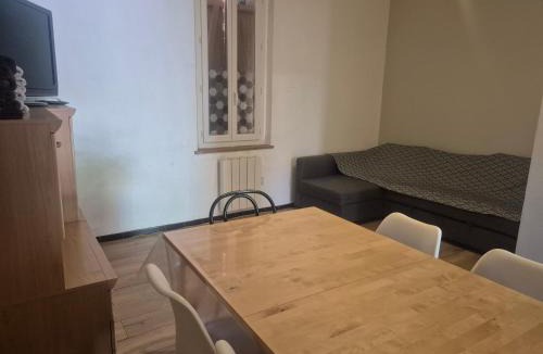 Dompierre-sur-Besbre House | Maison de ville à 10 min du PAL