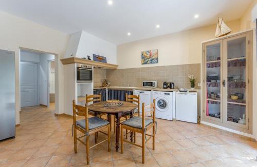Monteux House | Mas de la Crozette