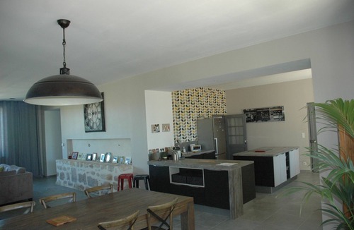 Caderousse House | Mas in Provence surrounded by vineyards. Calm assured
