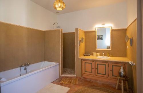 Saint-Martin-de-Crau House | Mas l aigo claro