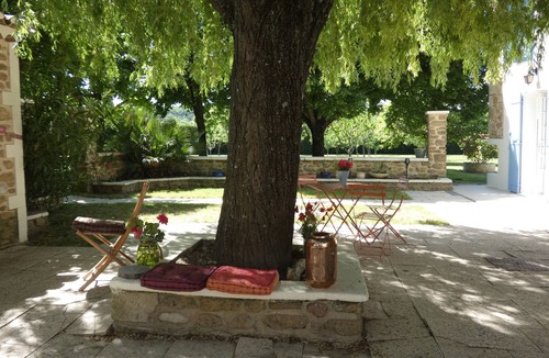 Grillon Cottage | Mas Provençal group gîte and guest rooms