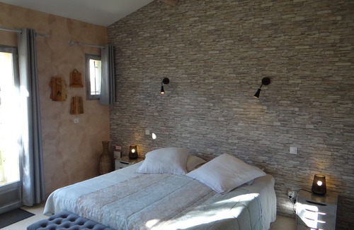 Gordes House | mas val-chenaie