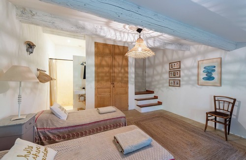 Taulignan House | Mas with character, nature and elegance, exceptional view