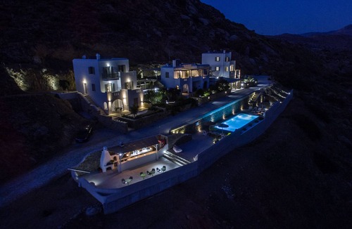 Naxos Apartment | MASTER SUITES WITH PANORAMIC VIEW