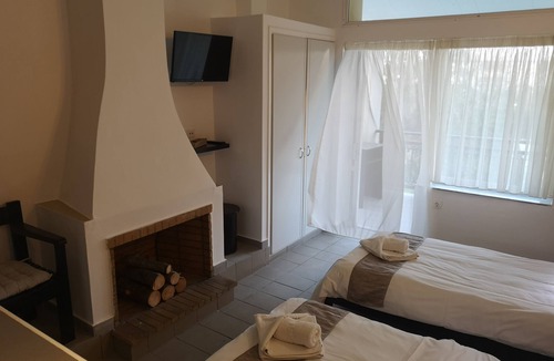 Kavos Hotel | Mediterranean Blue