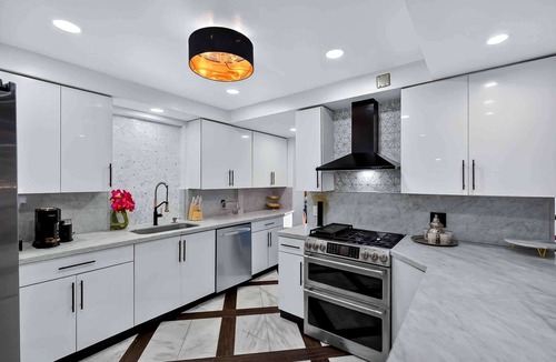 Miami Shores Villa | Miami Spa like Pool home - 10 minutes to the beach