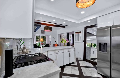 Miami Shores Villa | Miami Spa like Pool home - 10 minutes to the beach