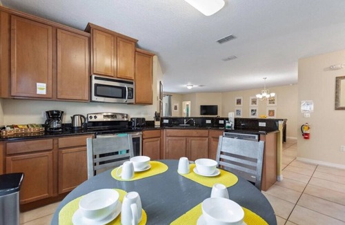 Thousand Oaks House | Mickey and friends House