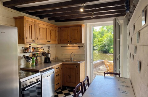 Ardentes House | Mill on the banks of the Indre in Berry. A bucolic, historic site on an island