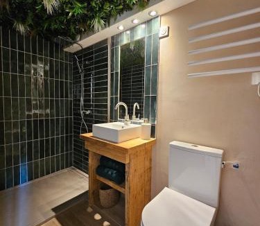 Entrecasteaux House | Mini Loft à la campagne La BA-LINE