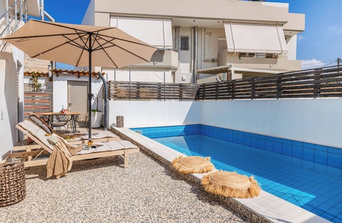 Heraklion Apartment | Minimal Artistic Loft with swimming pool & parking