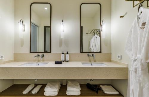 Skopelos Town Hotel | Minnŏ Boutique Hotel & Spa